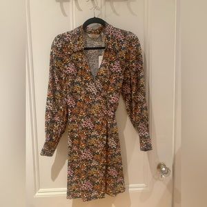 & Other Stories floral wrap dress, size 2. New with tags!